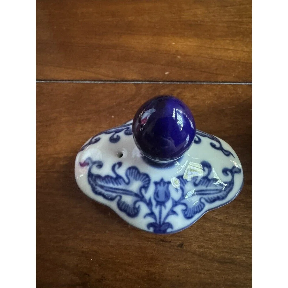 Bombay Teapot w/ Strainer Ceramic Cobalt‎ Blue White Floral Asian